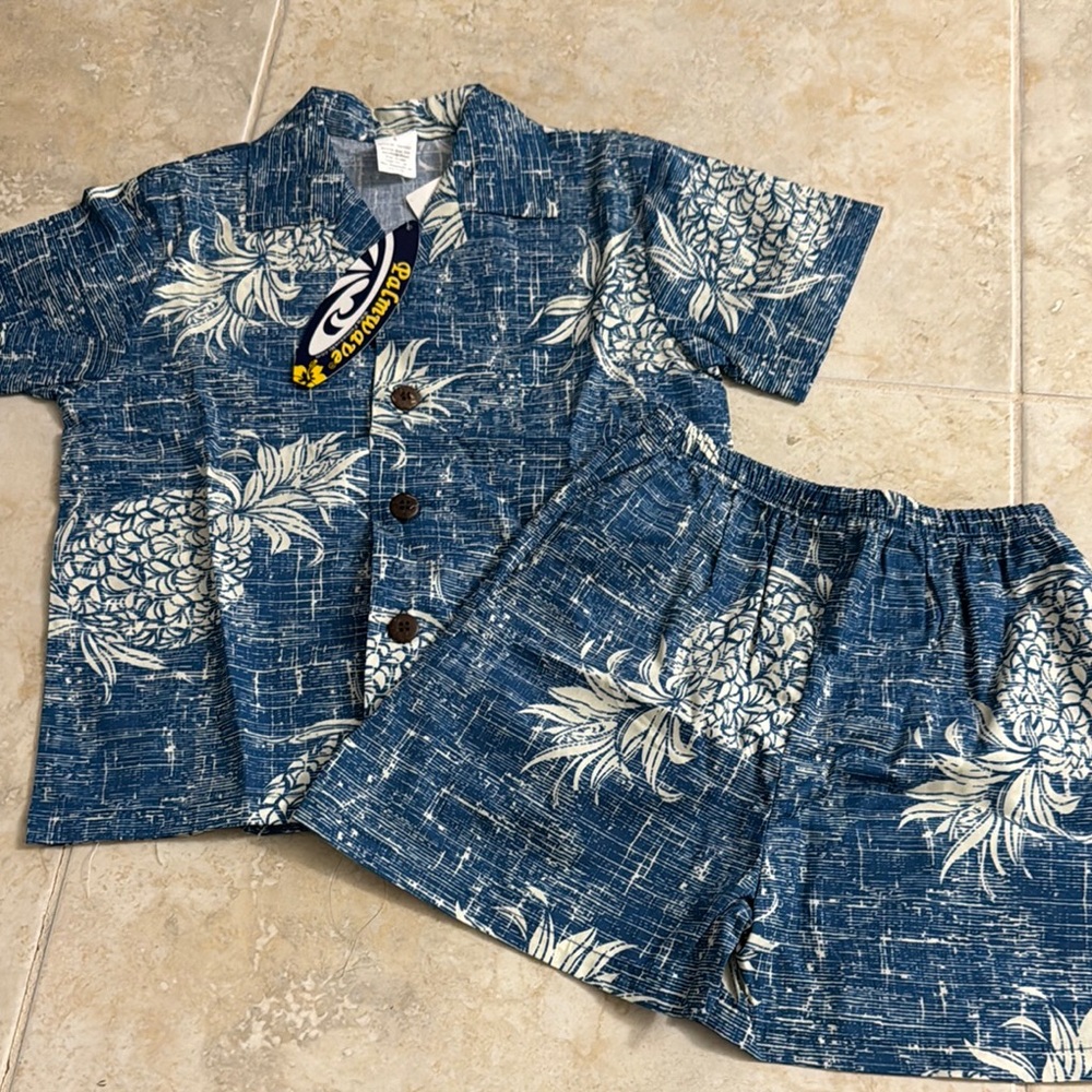 Blue Pineapple Print Kids Pajama Set - Short Sleeve Top & Shorts